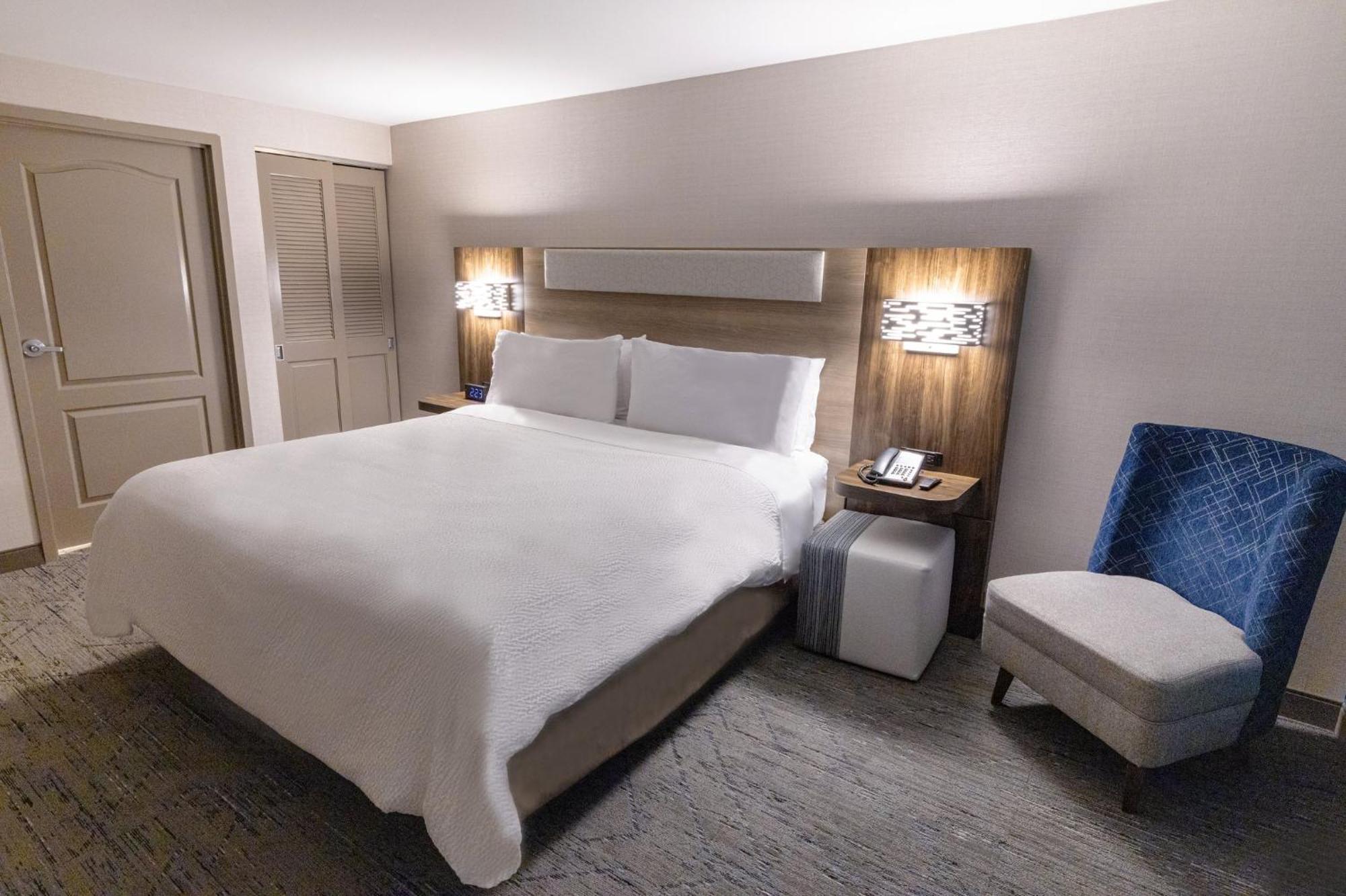 Holiday Inn Express - Neptune By Ihg Exterior photo