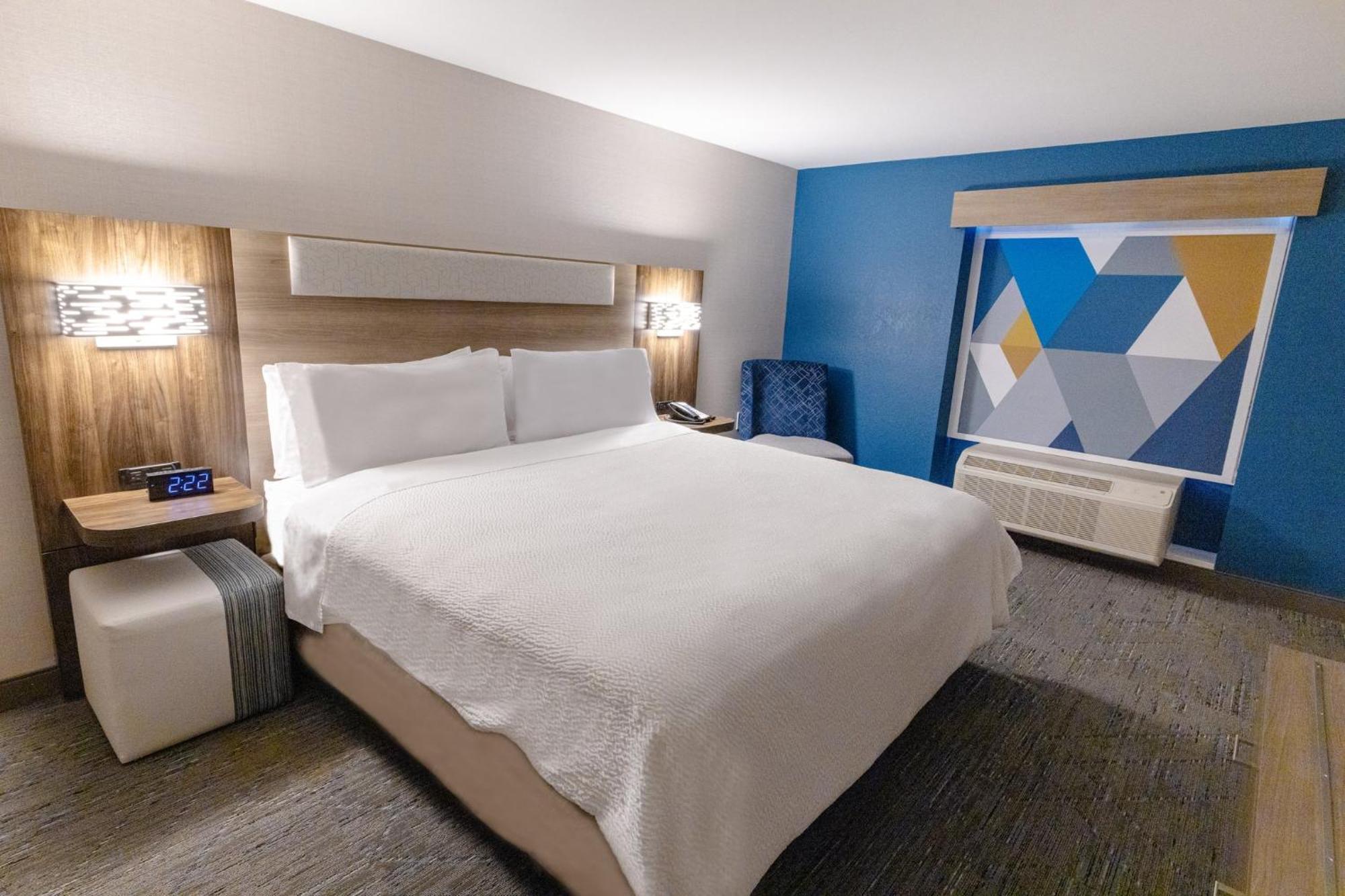 Holiday Inn Express - Neptune By Ihg Exterior photo